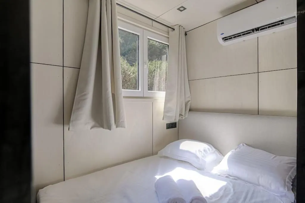 Tiny-House Atypique, 4 Personnes, Saint-Didier 0*, Saint-Didier-au-Mont-d'Or فرنسا
